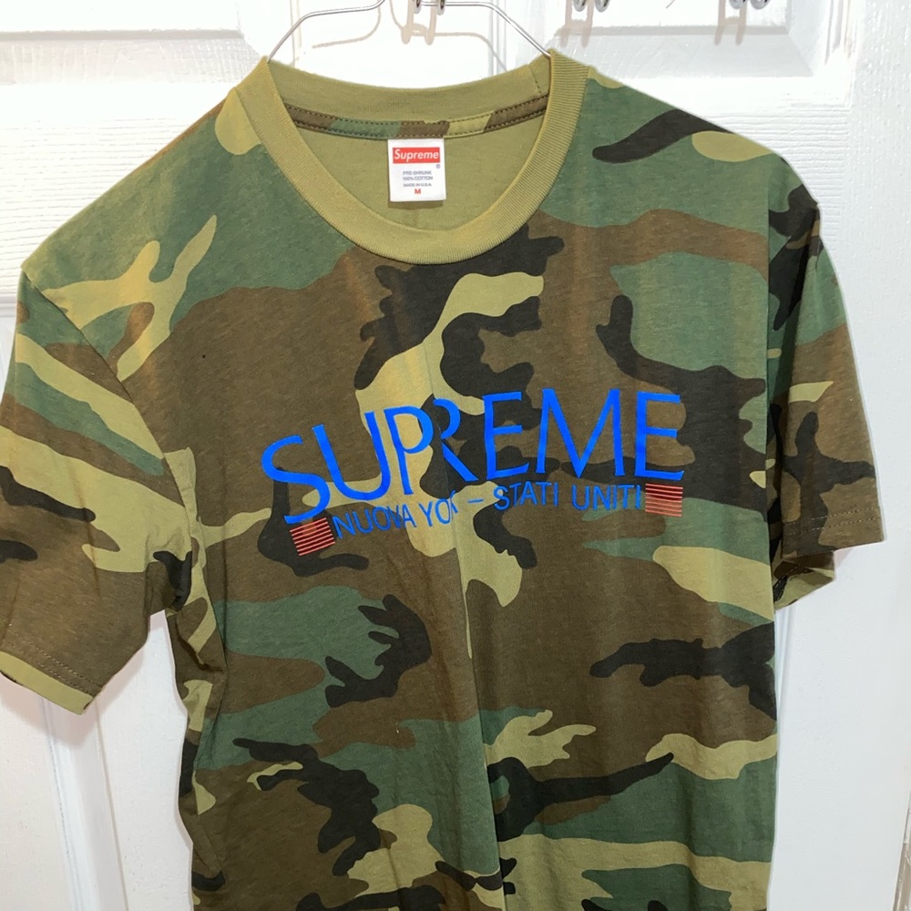 Supreme T-shirt